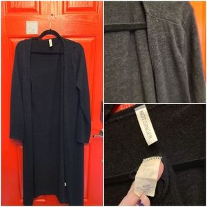 Hot Ginger 2xl Long Black Sweater EUC